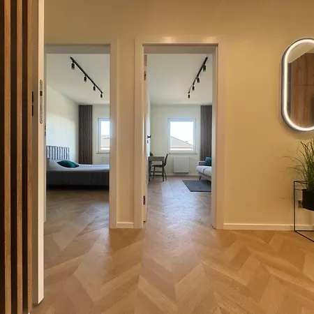 Stylish 3 Bedroom With Balcony